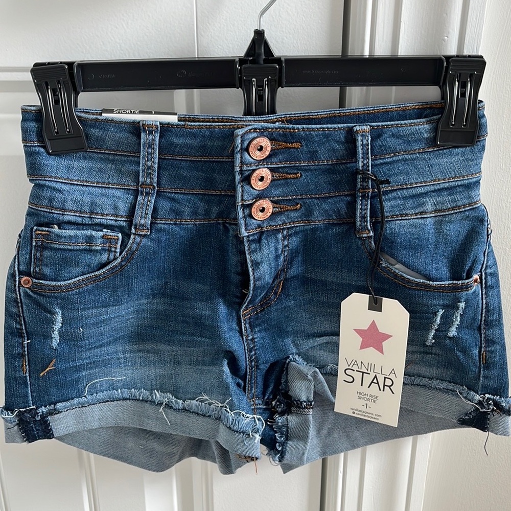 NWT Vanilla Star Distressed High Rise Shortie Size 1